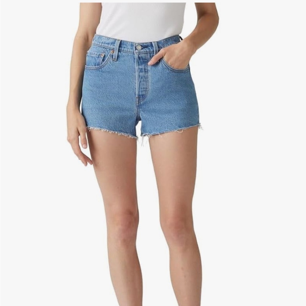 Levi’s high rise Denim Shorts